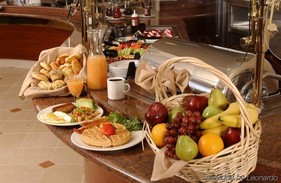 The Inn At Tallgrass Wichita Restaurant foto
